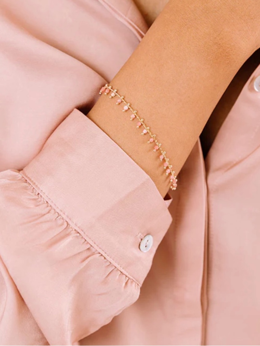 NWT Kendra Scott Gold-Plated delicate Pink Bead Bracelet